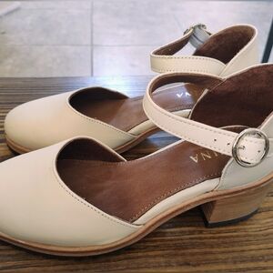 Patina Heeled Mary Jane in Bone